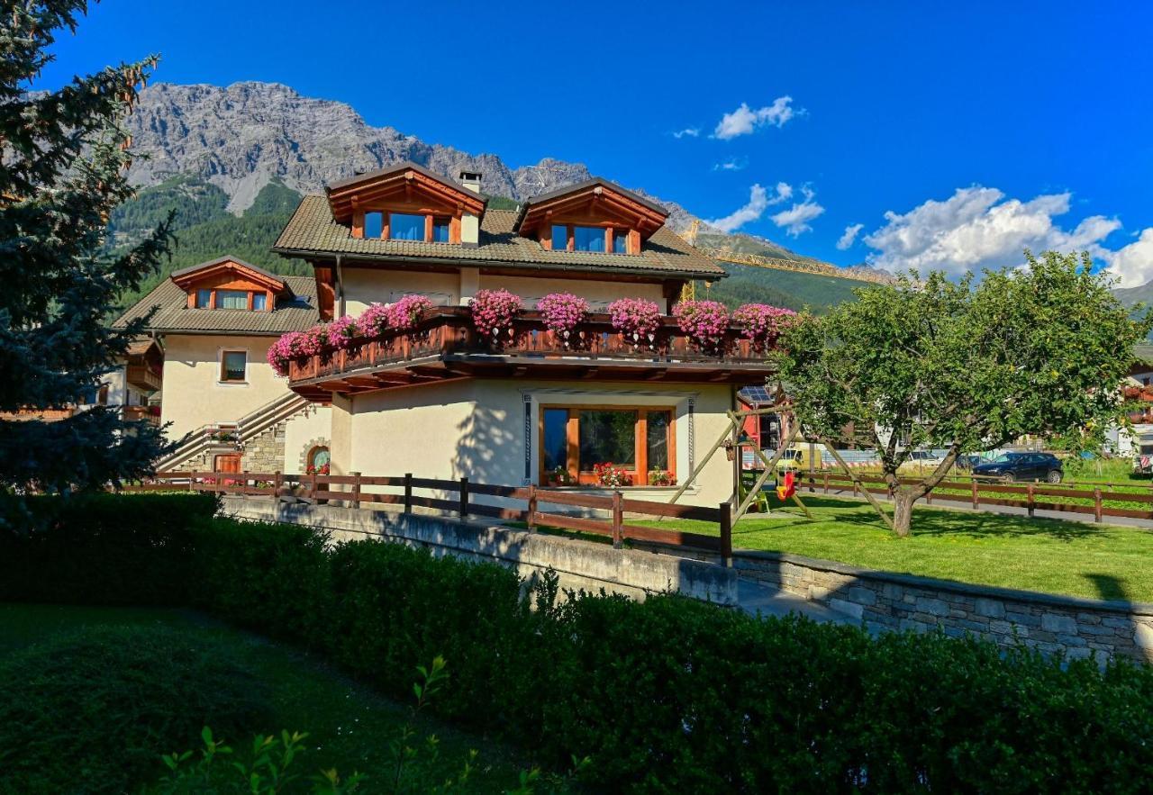 Casa Caste Villa Bormio Bagian luar foto